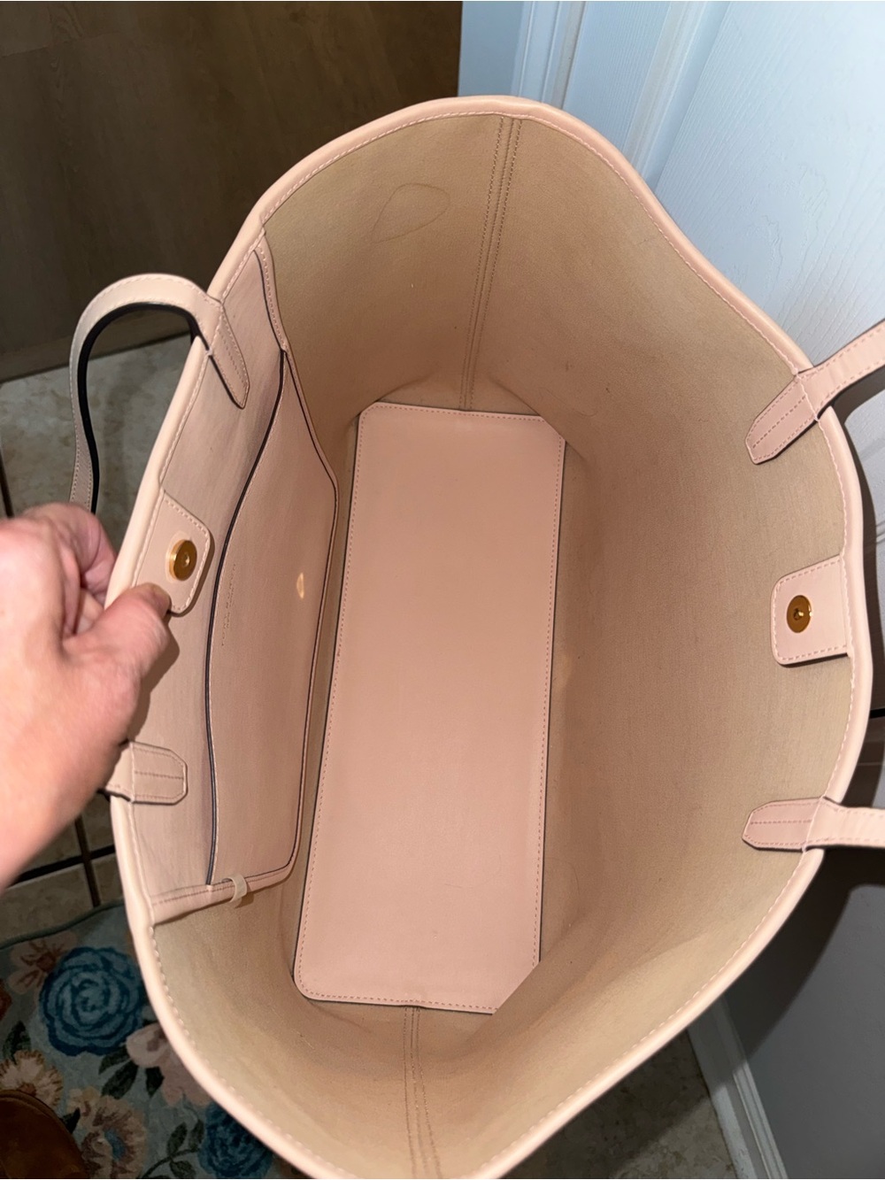 Tory Burch Geo Logo Tote Bag-Large - Picture 13 of 15